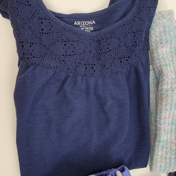 Girls size 10/12 bundle six items - joggers, tshirt, leggings, hoodie sweatshirt - Picture 5 of 16